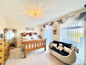 Photo 18- click for photo gallery